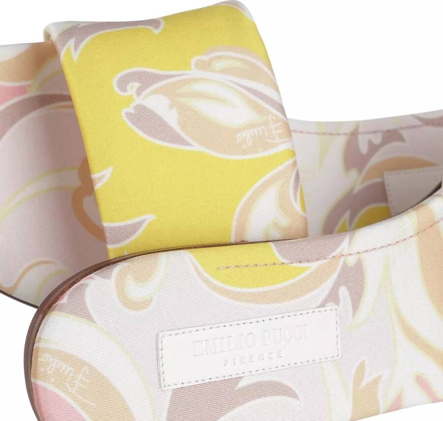 EMILIO PUCCI Slippers & Mules Tropicana Baby in meerkleurig
