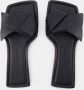Acne Studios Sandalen Musubi Sandals Leather Black in zwart - Thumbnail 12