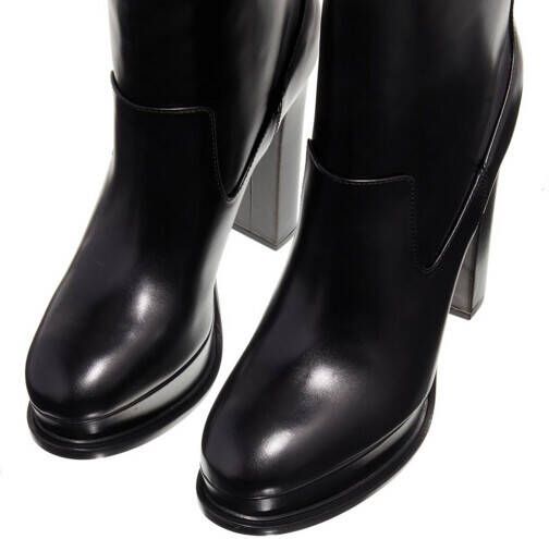alexander mcqueen Boots & laarzen Leather Heeled Boot in zwart