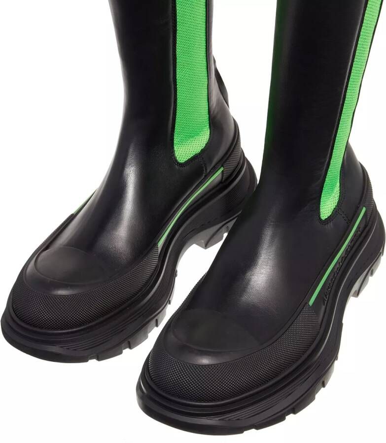 alexander mcqueen Boots & laarzen Women´s Tread Slick Knee High Boot in zwart