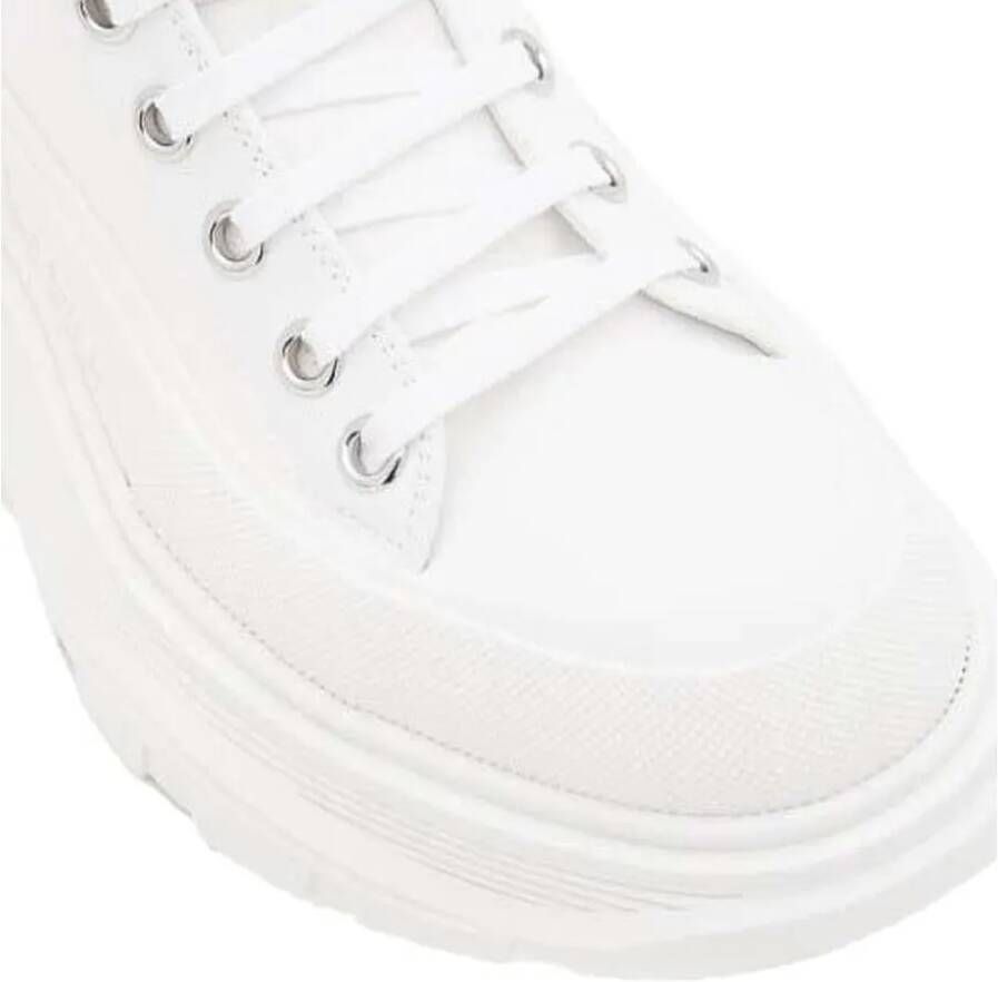 alexander mcqueen Low-Top Sneakers 45MM TREAD SLICK LACE-UP SNEAKERS in wit