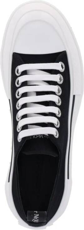 alexander mcqueen Low-Top Sneakers Black Logo Oversized Sole Sneakers in zwart