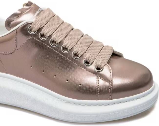 alexander mcqueen Low-Top Sneakers Larry Techy Oversized Lace-Up Sneakers in roze