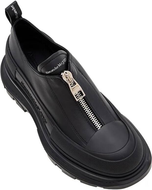 alexander mcqueen Low-Top Sneakers Thread Rubber Sole Sneakers in zwart