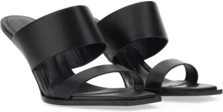 alexander mcqueen Sandalen Leather Sandal in zwart