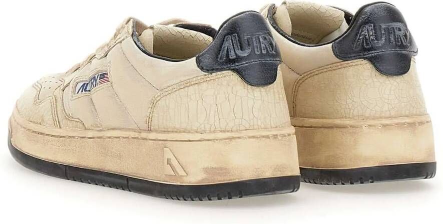 Autry Low-Top Sneakers Sup Vint Low Leat Padded Sneakers in beige