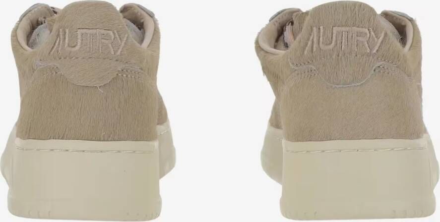 Autry Low-Top Sneakers Beige Suede Medalist Low Sneakers With Lace-Up Fro in beige