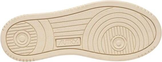 Autry Low-Top Sneakers Dallas Low Sue Stars Black Sneakers in zwart