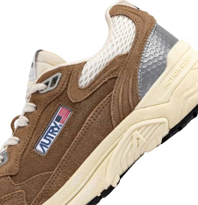 Autry Low-Top Sneakers Hyperway Low Suede Mesh Cigar Silv Sneakers in bruin