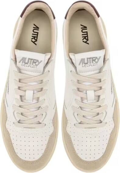 Autry Low-Top Sneakers Medalist Low Leat Suede Wht Burgund Sneakers in geel