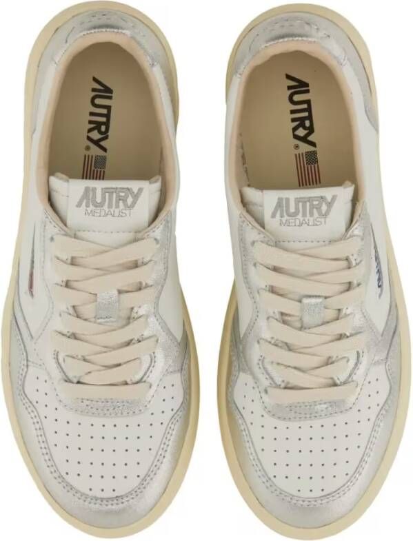 Autry Low-Top Sneakers Medalist Low Sneaker in zilver