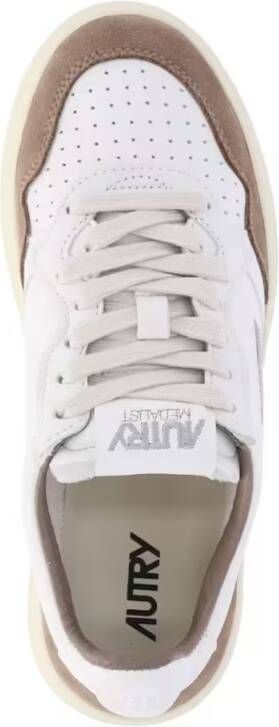 Autry Low-Top Sneakers "Medalist" Low Sneakers – White in wit