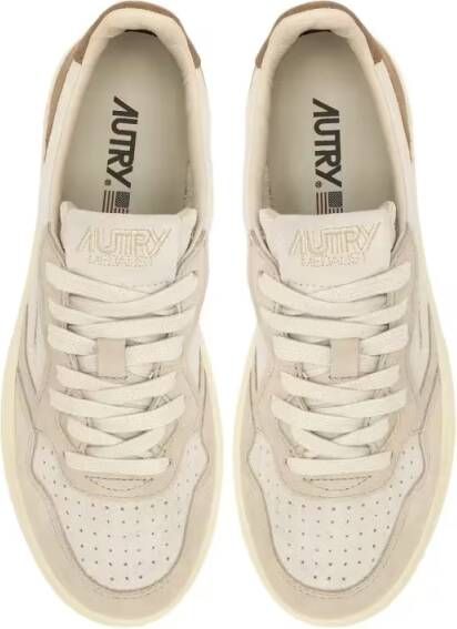 Autry Low-Top Sneakers Medalist Low Tric Suede Snd Cigar Sneakers in beige