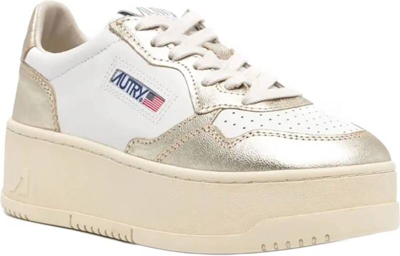 Autry Low-Top Sneakers Medalist Platform Sneakers in beige