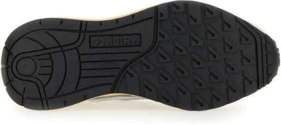 Autry Low-Top Sneakers "Whirlwind" Low Sneakers in wit