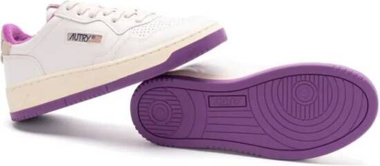 Autry Low-Top Sneakers White Medalist Trainers in wit