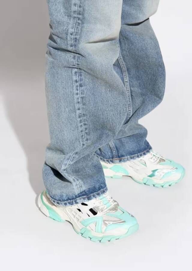 Balenciaga Low-Top Sneakers Track 2 Open Logo Sneakers in wit