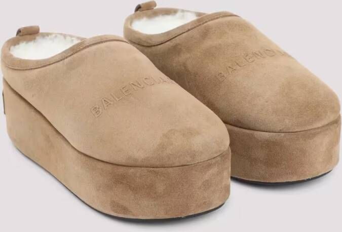 Balenciaga Slippers & Mules Plush Calf Leather Slippers in bruin