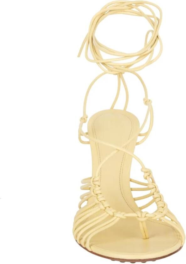 Bottega Veneta Sandalen Dot Leather Sandals Beige in beige