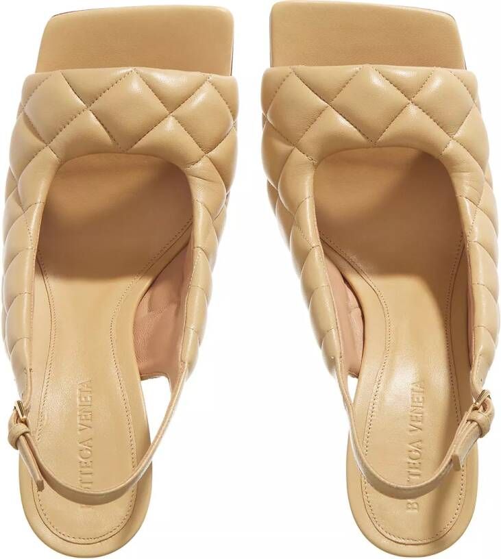 Bottega Veneta Sandalen Padded Slingback Sandals in beige