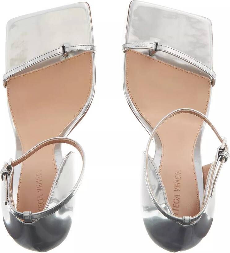Bottega Veneta Sandalen Stretch Strap Sandals in zilver
