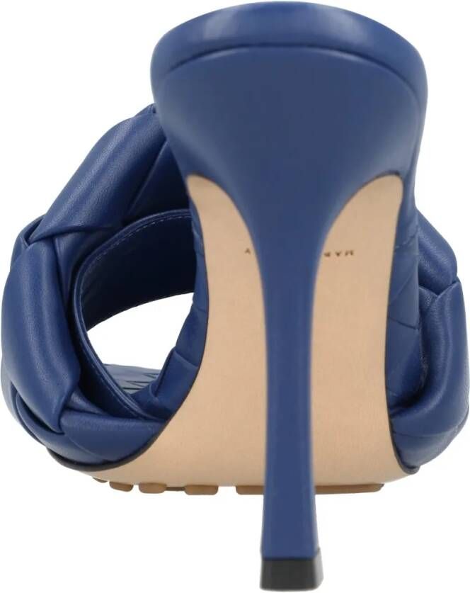 Bottega Veneta Slippers & Mules Lido Mule Blue in blauw