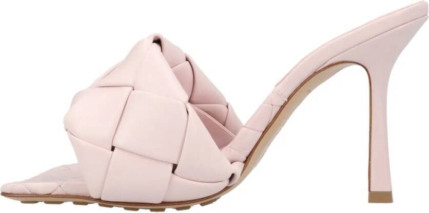 Bottega Veneta Slippers & Mules Lido Mule Pink in roze