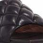 Bottega Veneta Slippers Quilted Leather Mules in zwart - Thumbnail 2