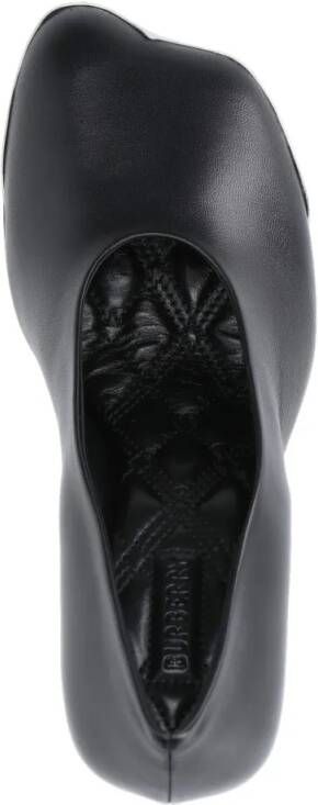 Burberry Hoge hakken "Duck" Pointed Toe Pumps – Black in zwart