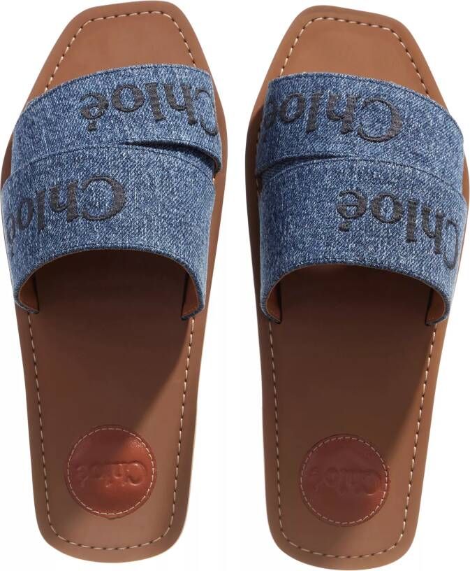 Chloé Slippers Flat Woody Sandals in blauw