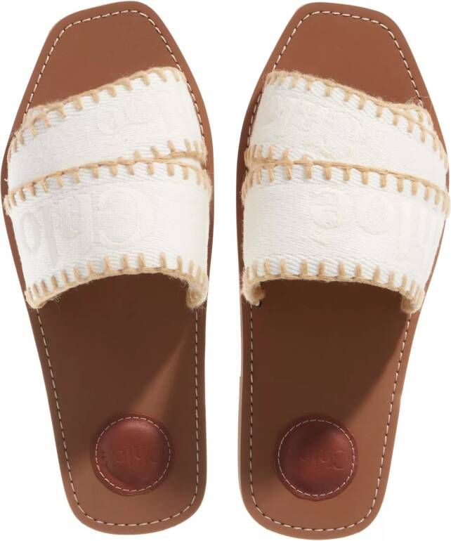 Chloé Slippers & Mules Woody in wit