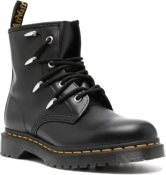 Dr. Martens Boots 1460 Danuibo Booties in zwart