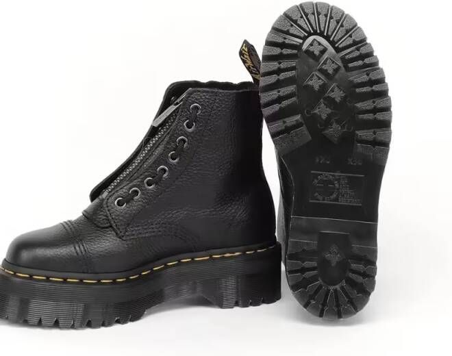 Dr. Martens Boots `Sinclair` Platform Boots in zwart