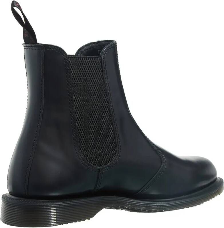 Dr. Martens Enkellaarzen Flora Chelsea Boot in zwart