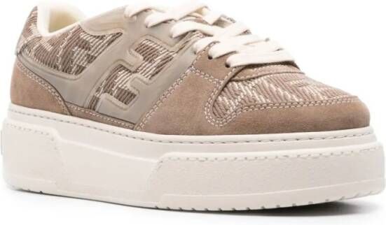 Fendi Low-Top Sneakers Chunky Platform Lace-Up Sneakers in wit