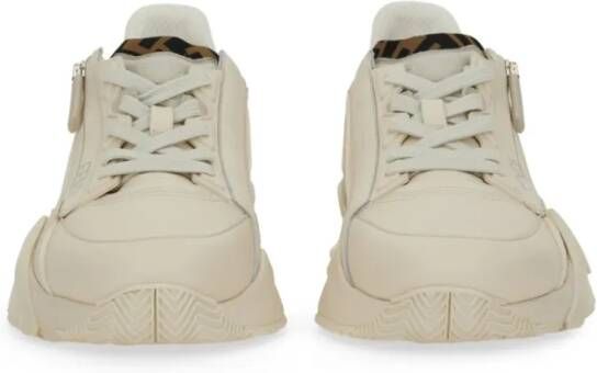 Fendi Low-Top Sneakers " Flow" Sneaker in beige