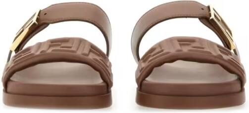 Fendi Sandalen "Feel" Slide Sandal in bruin