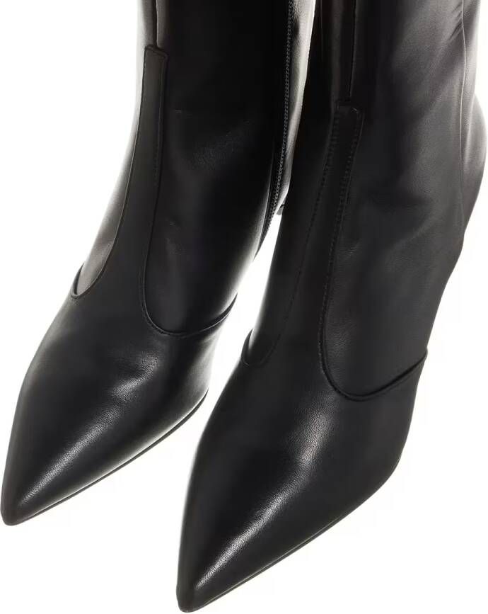 Furla Enkellaarzen Essential Ankle Boot T.60 in zwart
