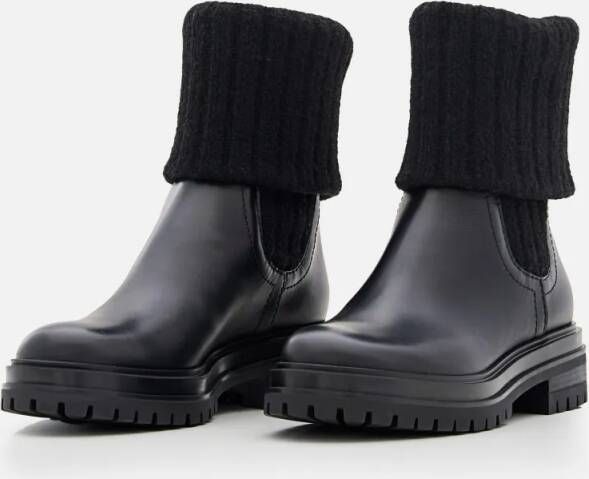 Gianvito Rossi Boots Calf And Knit Ankle Boots in zwart