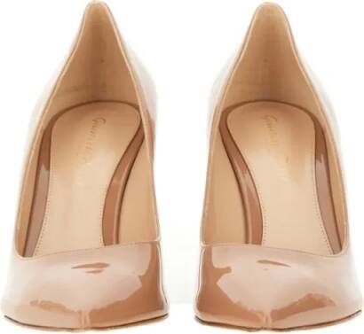 Gianvito Rossi Hoge hakken "Gianvito 85" Décolleté in beige