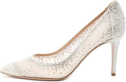 Gianvito Rossi Hoge hakken Rania 85 in beige