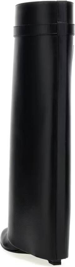 Givenchy Boots 'Shark Lock' Boots in zwart