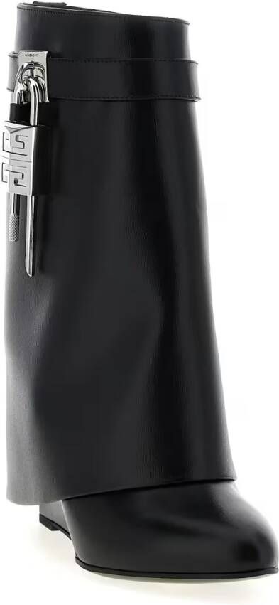 Givenchy Low-Top Sneakers Stiefeletten aus Leder in zwart