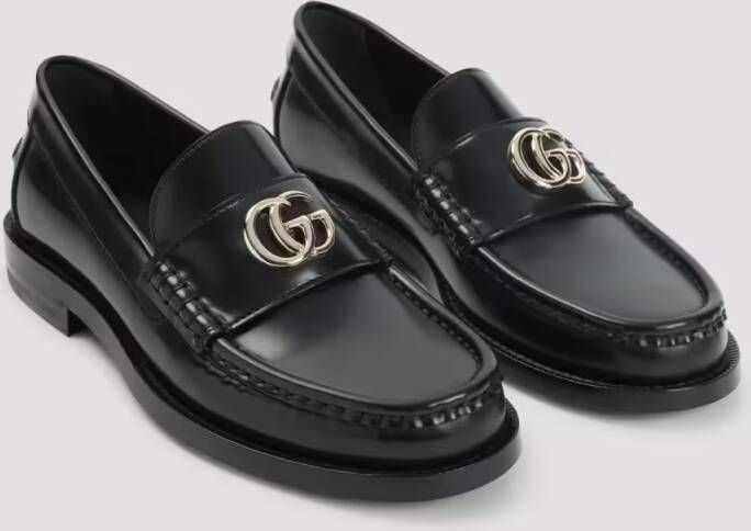 Gucci Polished Leather Loafers in zwart