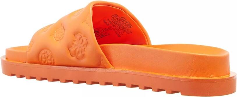 Guess Slippers & Mules Fabetza in oranje