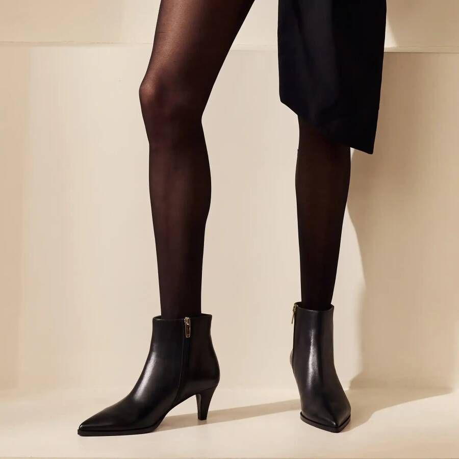 Isabel Bernard Low-Top Sneakers Vendôme Lola Kurze Stiefel in zwart
