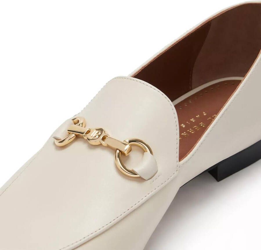 Isabel Bernard Loafers & ballerina schoenen Vendôme Fleur calfskin leather loafers in beige