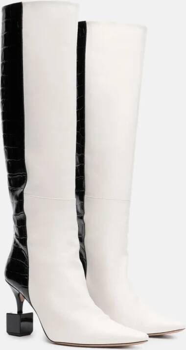 Jacquemus Boots Les Bottes Bisou Leather Boots in wit