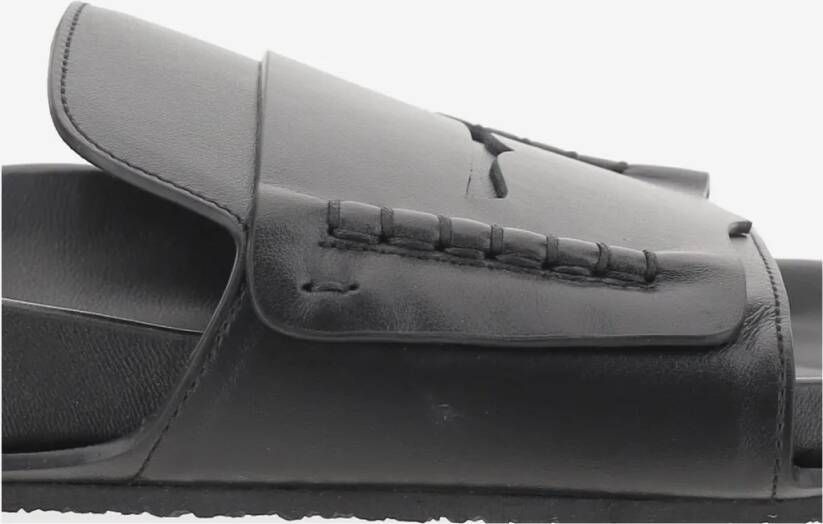 Jacquemus Slippers & Mules Leather Mocassin Sandal in zwart