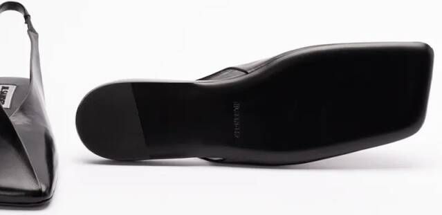 Jil Sander Pointed Toe Ballerinas With Slingback Strap in zwart